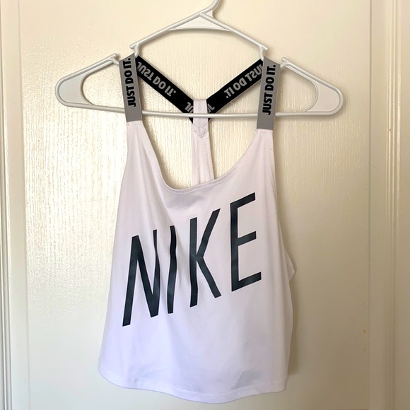 Nike Tops - Nike Workout Top
